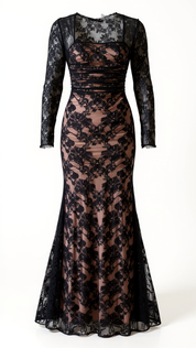 Square-Neck Lace Gown – Sculpted Elegance