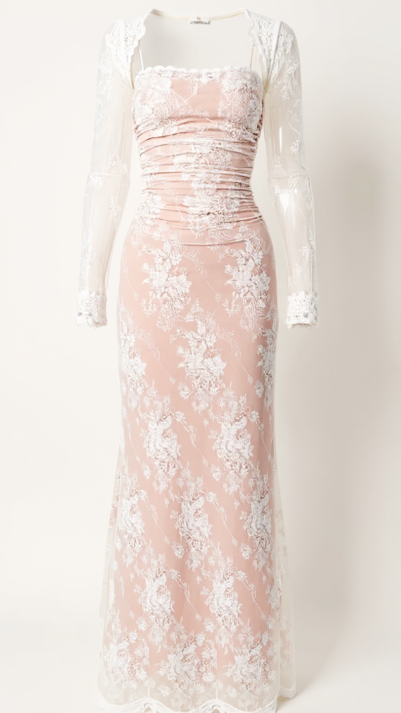 Square-Neck Lace Gown – Sculpted Elegance