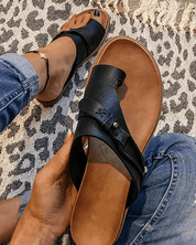 Livia Flat Toe Loop Sandals – Effortless Summer Simplicity